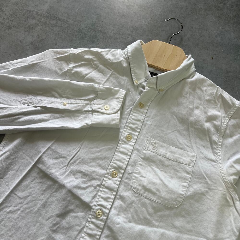 Abercrombie & Fitch Men’s Muscle Fit White Solid Long Sleeve Dress Shirt Medium